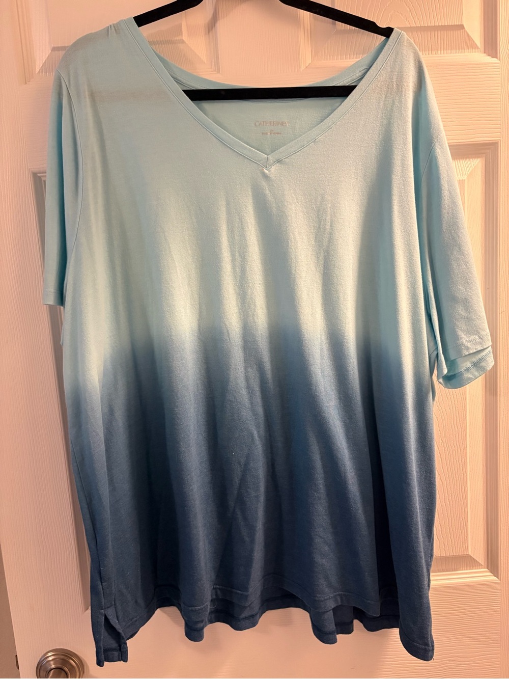 Catherines Men's Ombre V-Neck Tee in Light Blue to Navy